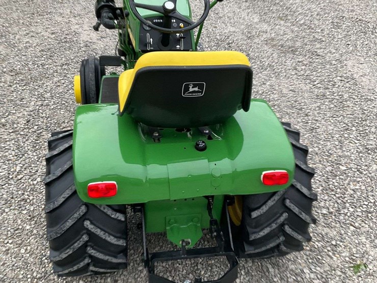 john-deere-140-image-3