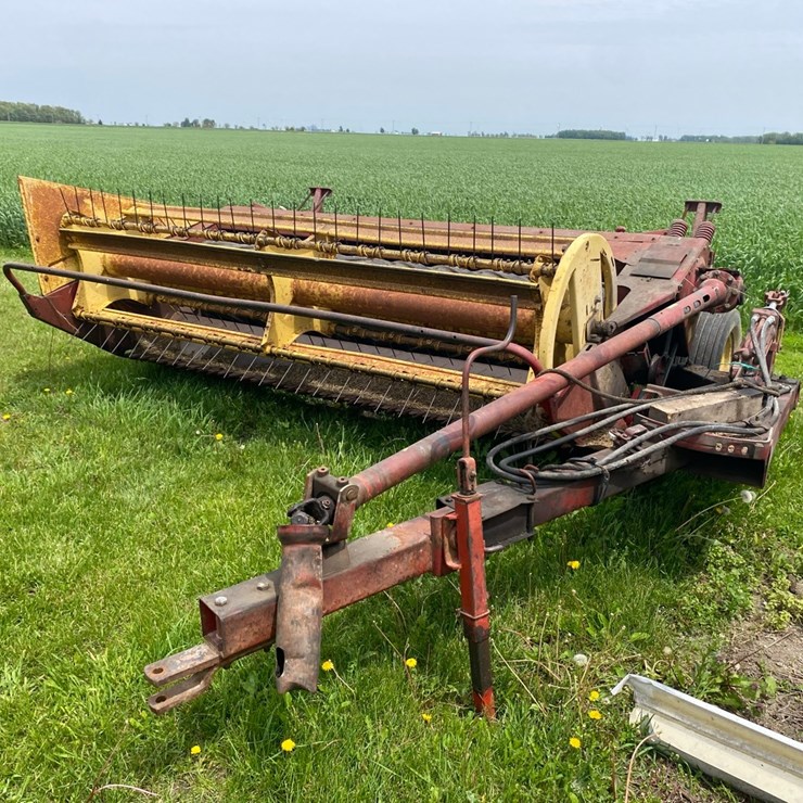 NEW HOLLAND 488