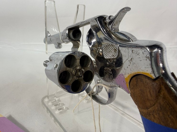 #86-•-smith-&-wesson-j-frame-38cal-revolver-23322-image-20