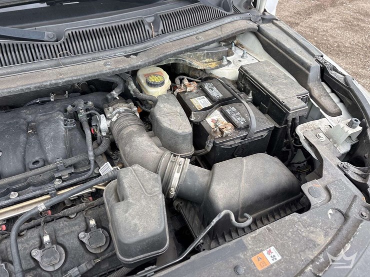 2017-ford-explorer-image-9