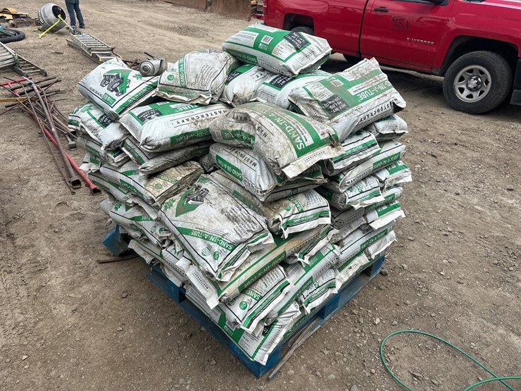 #2434-•-pallet-of-45lb-sand-bags-image-3