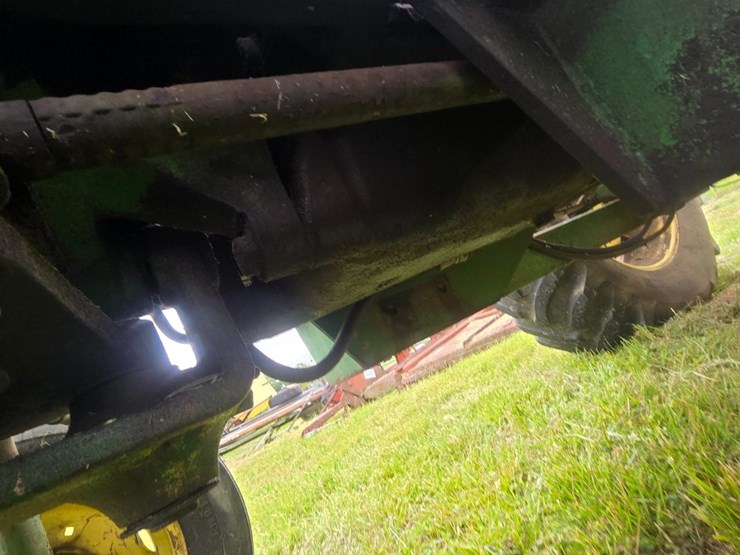 john-deere-2840-image-14