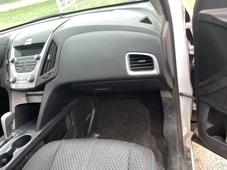 2012-chevrolet-equinox-image-37