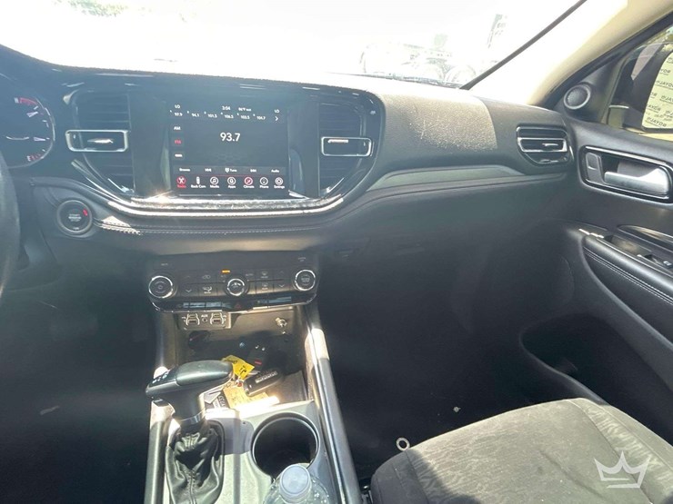 2021-dodge-durango-image-16