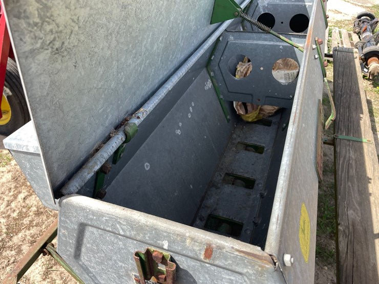 john-deere-8-image-25