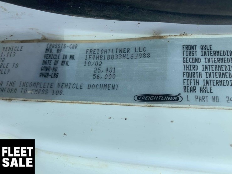 2003-freightliner-fl106-image-14