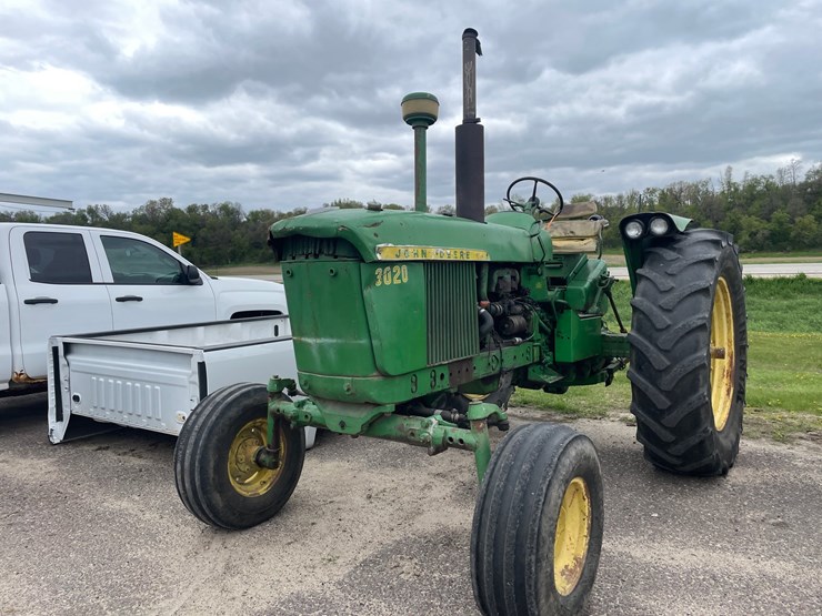 1968-john-deere-3020-image-1