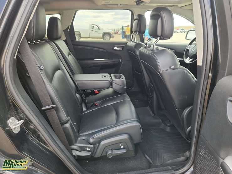 2014-dodge-journey-image-14