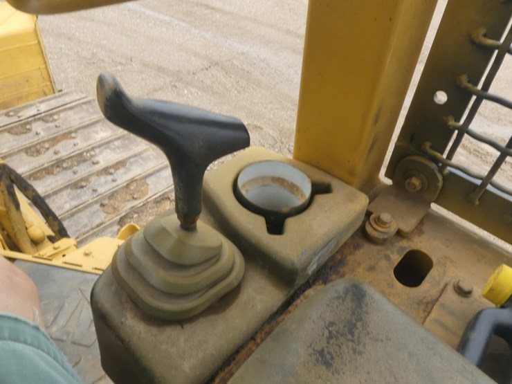 2004-caterpillar-d5g-lgp-image-14