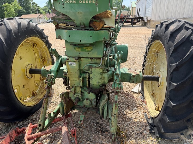 1957-john-deere-620-image-17