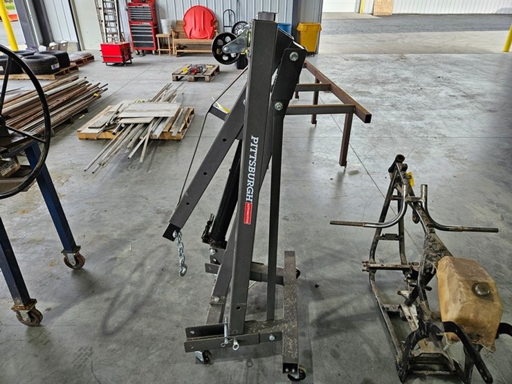 #6273-•-pittsburgh-heavy-duty-2-ton-folding-engine-crane-image-2