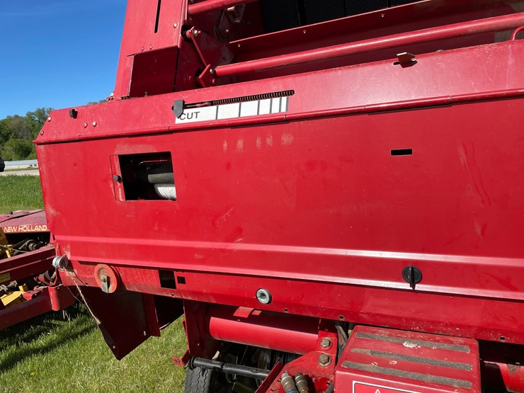 case-ih-rbx561-image-21
