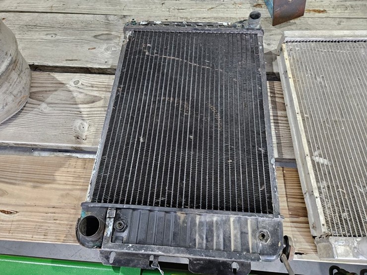 #6211-•-1969-camaro-radiator-image-1