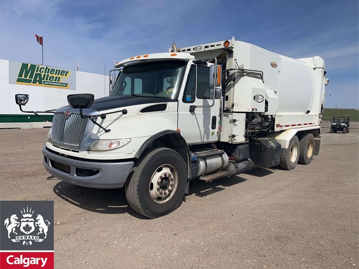 2017-international-workstar-7400-image-1