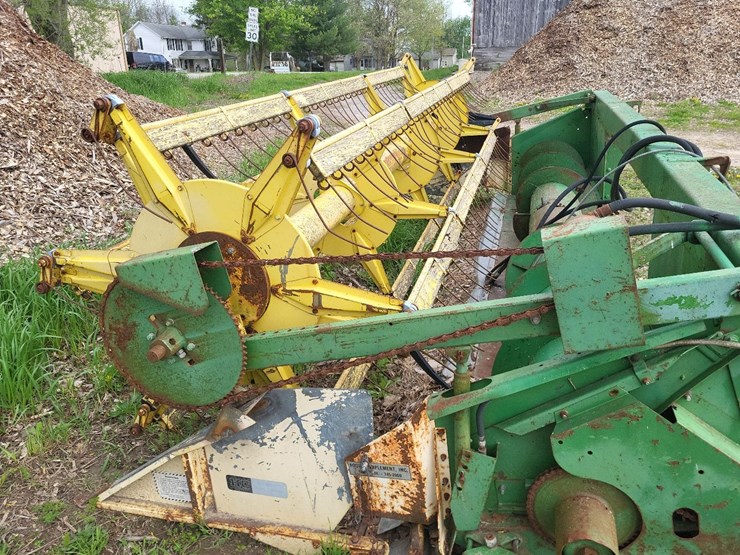john-deere-3300-image-21