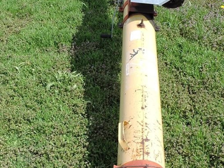 westfield,-8”-x-41’-grain-auger,-pto-operated-265-image-3