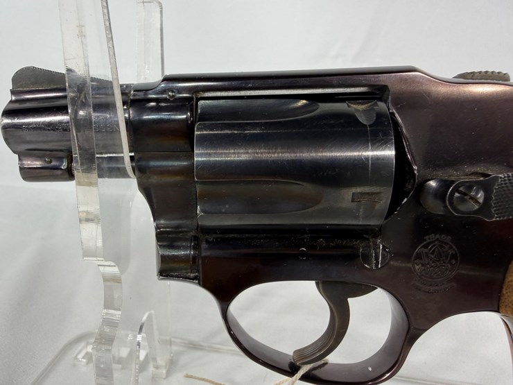 #62-•-smith-&-wesson-air-weight-38-38-special-revolver-j9627-image-9