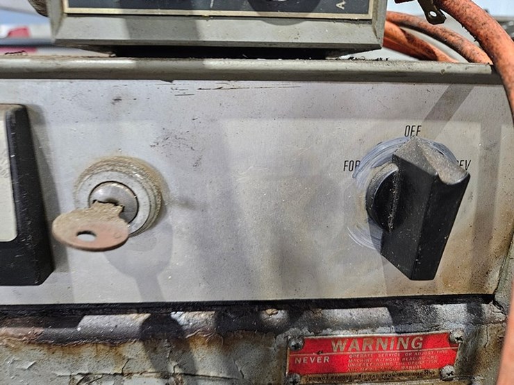 #6182-•-south-bend-fourteen-industrial-metal-lathe-image-26