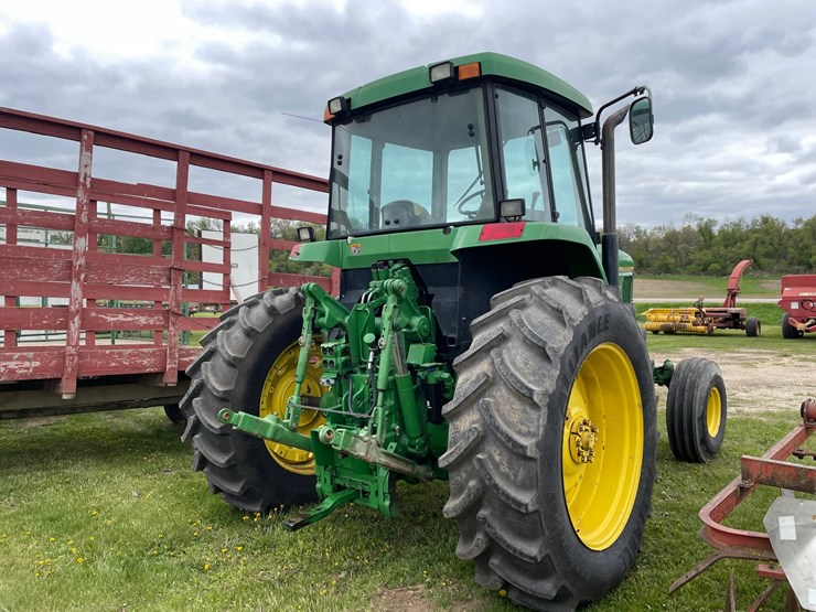 john-deere-7600-image-4