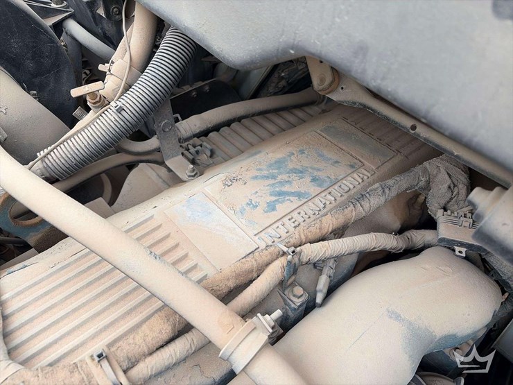 2005-international-durastar-4300-image-30