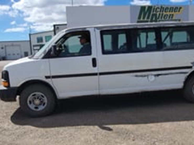 2007-chevrolet-express-3500-image-5