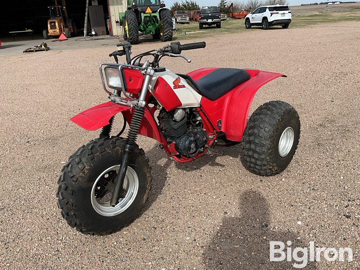 1983-honda-atc-200-3-wheel-atv-image-1