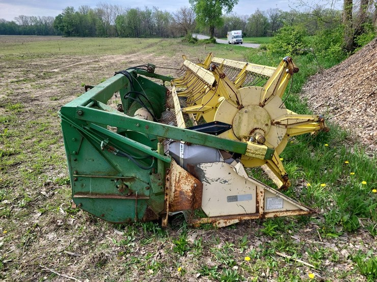 john-deere-3300-image-2