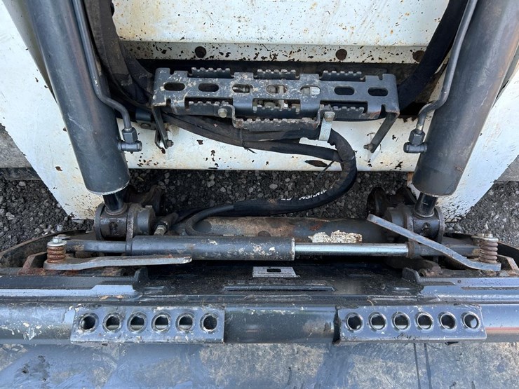 bobcat-t770-image-10