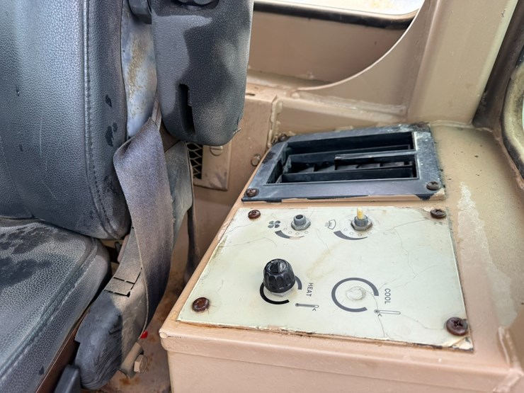 deere-544e-image-64
