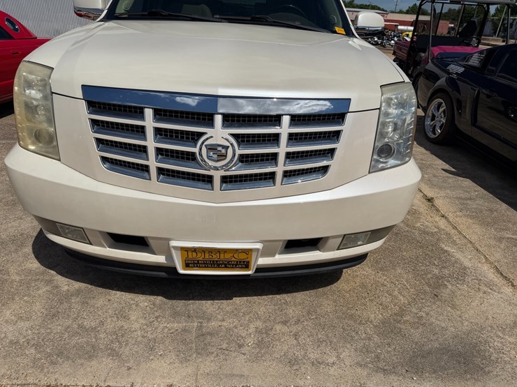 2007-cadillac-escalade-image-36