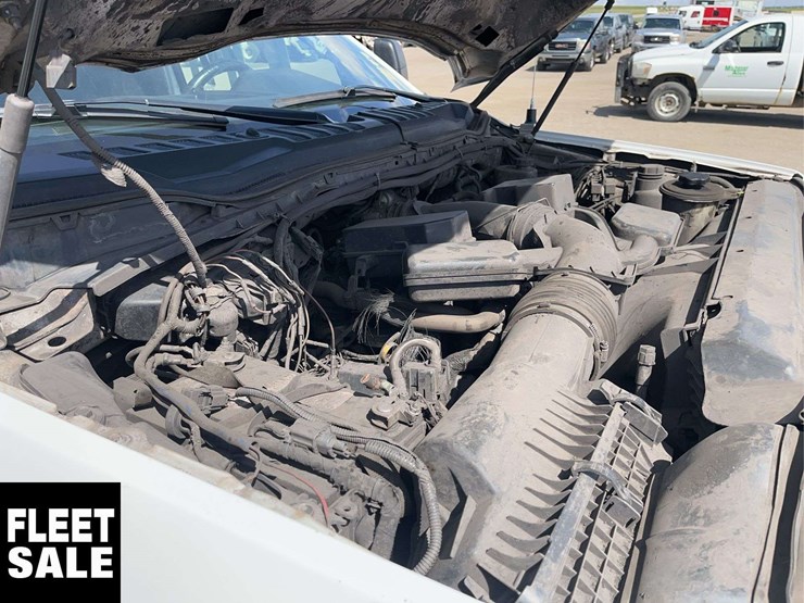 2021-ford-f350-image-27