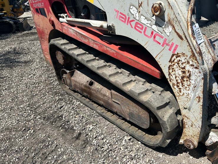 takeuchi-tl230-image-13