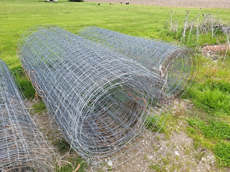 1500'-+/---of-deer/elk-fence-w/(4)-gates-image-30