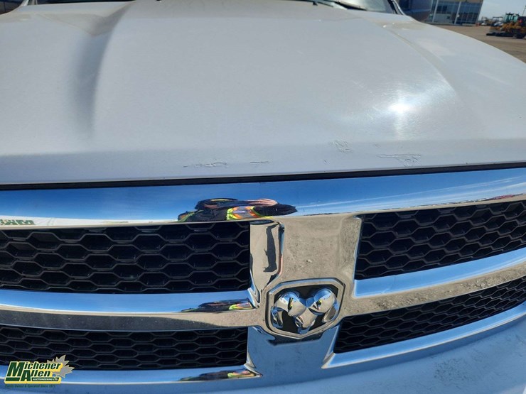 2014-dodge-1500-image-58