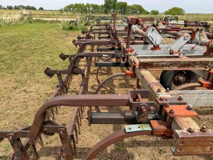 22’-graham-hoeme-chisel-image-17
