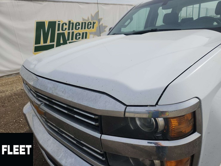 2017-chevrolet-silverado-2500hd-image-36
