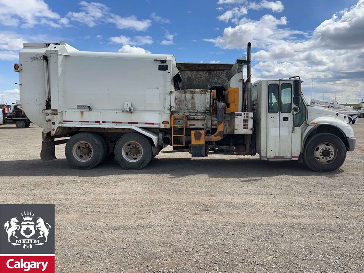 international-workstar-7400-image-8