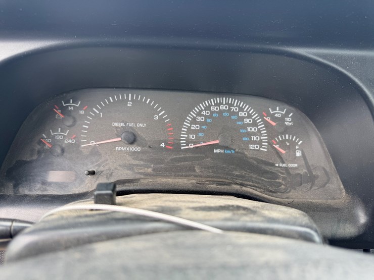 2001-dodge-ram-3500-image-37