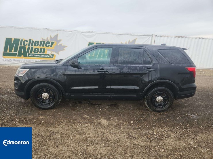 2018-ford-explorer-image-7