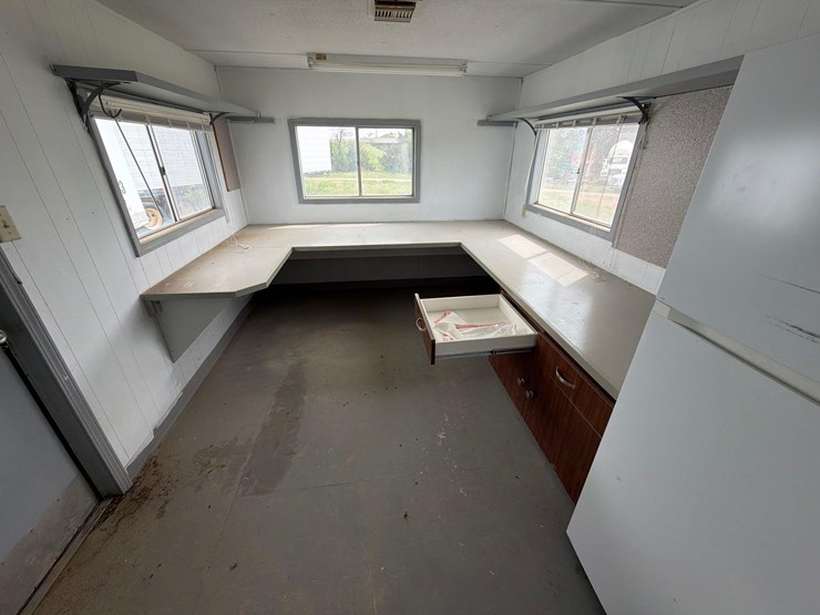 mobile-office-trailer-image-22