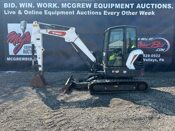 2021-bobcat-e42-image-1