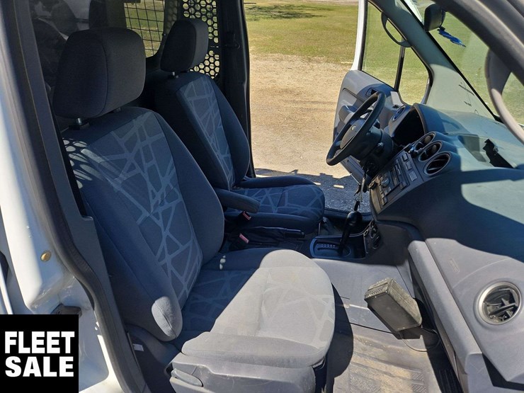 ford-transit-connect-image-21