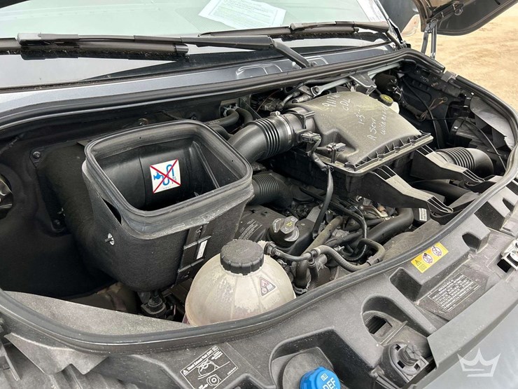 2021-mercedes-benz-sprinter-4500-image-10