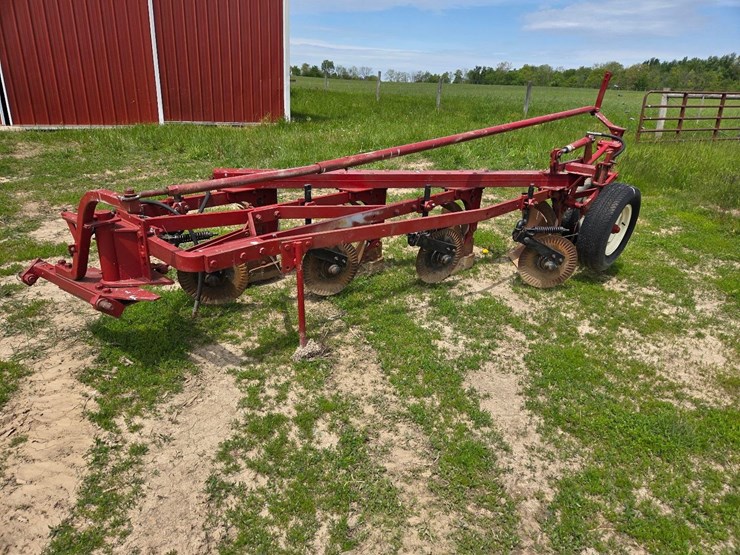 case-ih-540-image-18