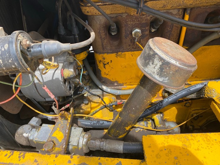 white-lp-gas-forklift.-image-36