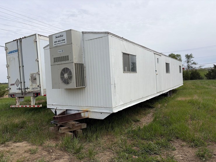 mobile-office-trailer-image-1