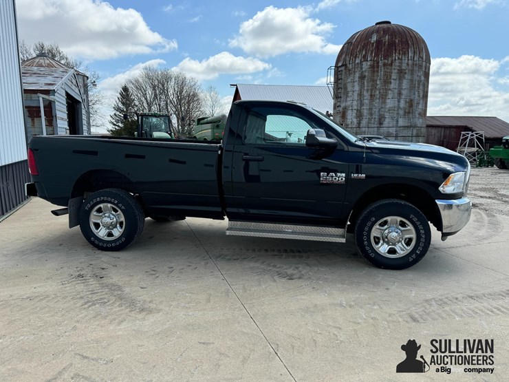 2016-ram-2500-hd-image-4