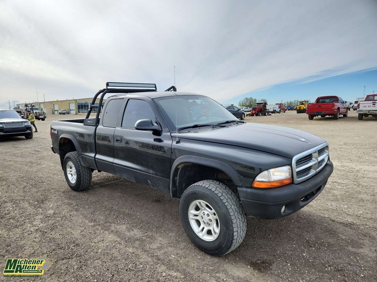 2003-dodge-dakota-image-2