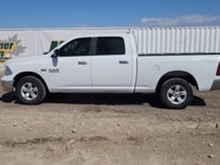2014-dodge-1500-image-5