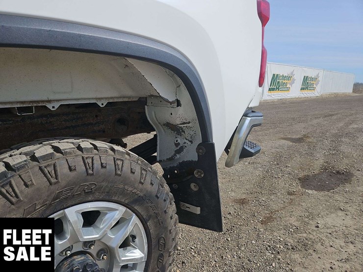 chevrolet-silverado-2500hd-image-35